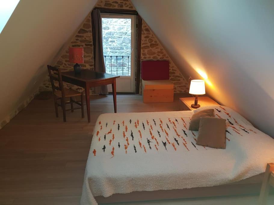 Vila Le Four De La Jugie Le Lonzac Exteriér fotografie